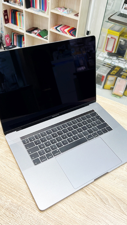 Macbook-Pro-15-saint-etienne-mobishop-ordinateur-apple